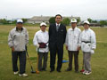 平成21年05月16日 松本グランドゴルフ協会大会にて参加者と交流