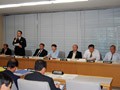 平成21年10月06日 商工労働委員会にて、長野県の経済と雇用につき多角的に執行部と議論を交わす