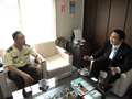 自衛隊長野地方協力本部長井上一等陸佐と東日本大震災の自衛隊の協力実態と我が国の安全保障の現状について意見交換