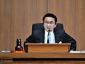 2月定例会代表質問、本会議場にて