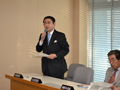 産業労働観光委員会にて産業政策・雇用・観光問題に質疑し部長が答弁