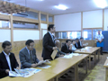 青木村村長と143号線の早期実現について質疑をする