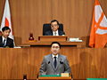 2月定例県議会本会議にて代表質問を行う