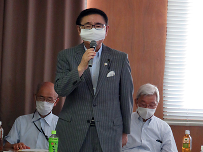 松本市自衛隊協力会総会にて会長として挨拶する。