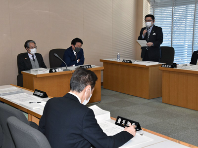 産業観光企業委員会にて、長野県観光のあるべき姿について質疑を行う。